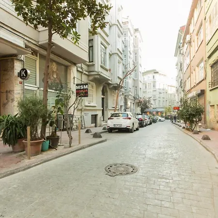 Appartement From Past To Today #oldcity #modernapartment Istambul